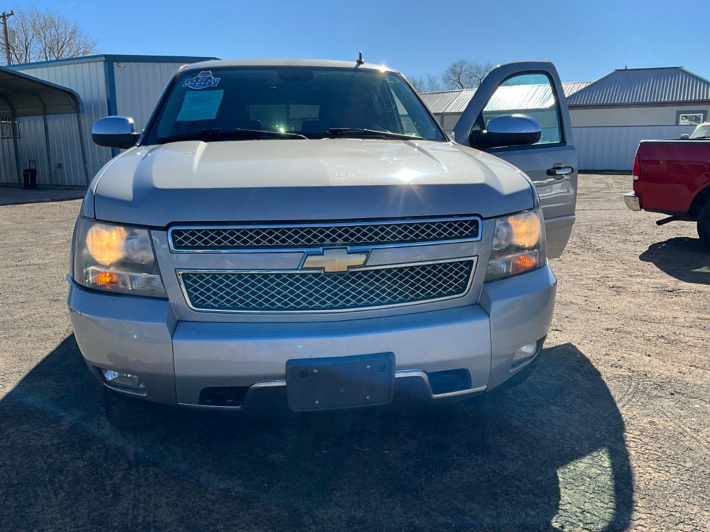 2008 /Black Chevrolet Tahoe (1GNFC13J98R) , located at 821 N. Prince Street, Clovis, NM, 88101, (575) 762-8852, 34.406643, -103.195999 - Photo#1